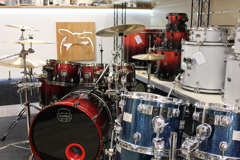 Interiér Total Music, špecializovaná predajňa pre bubeníkov Drumpark, foto 3